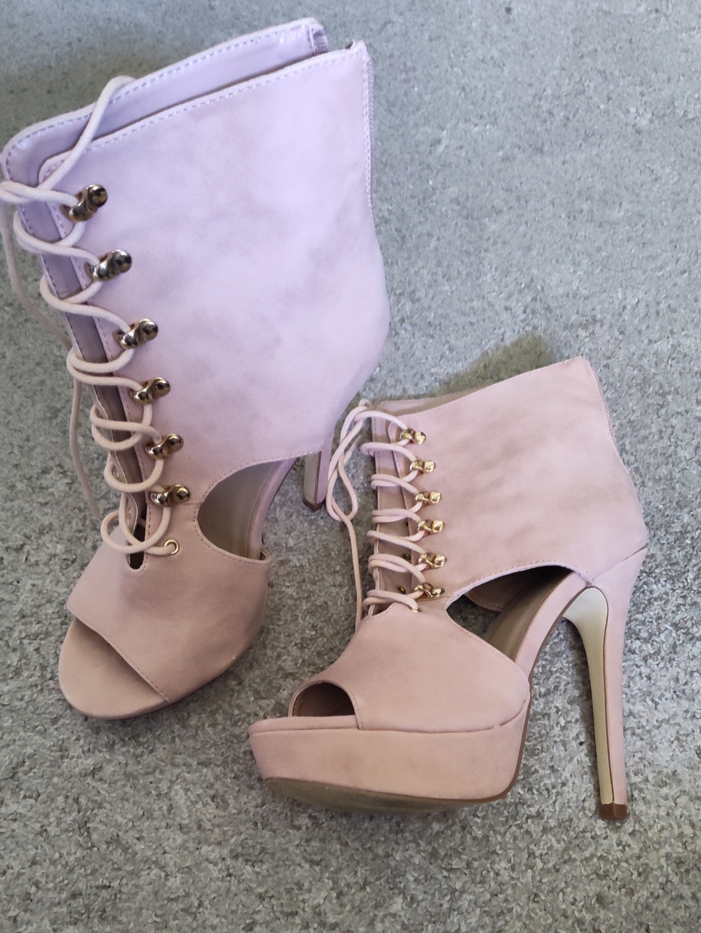 Shoe Dazzle Blush Lace-Up Peep-Toe Platform Heels